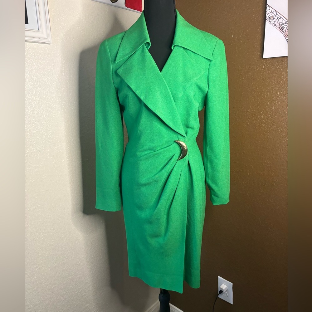 Tahari Vibrant Green Long Sleeve Dress
